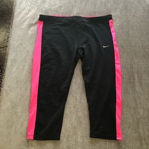 Nike Dri-Fit Capri Length Workout Bottoms